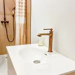 Apartamento Hyacinthe - Elevator Wifi - By Tgb