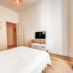 Hyacinthe - Elevator Wifi - By Tgb Apartamento