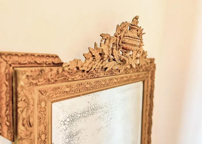 Hyacinthe - Elevator Wifi - By Tgb * Ajaccio (Corsica)