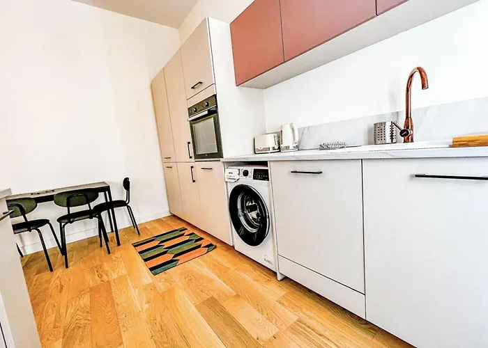 Hyacinthe - Elevator Wifi - By Tgb * Ajaccio (Corsica)